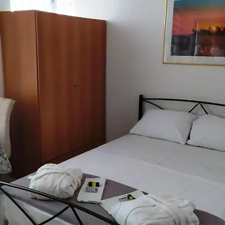 Apartment κεντρικό στούντιο στην καρδίτσα. *