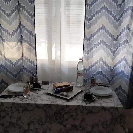 κεντρικό στούντιο στην καρδίτσα. Apartment